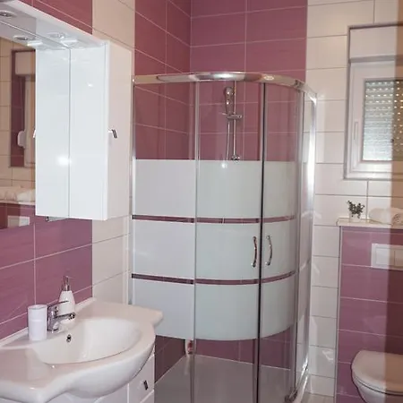 Apartment Tomena