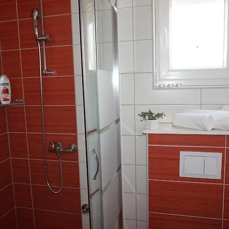 Apartment Tomena