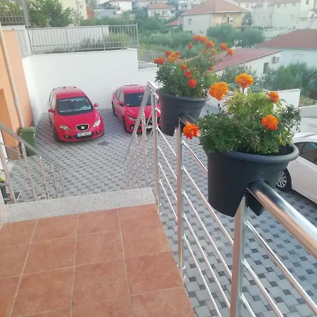 Tomena Appartement *