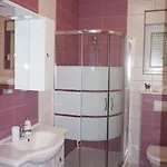 Apartman Tomena