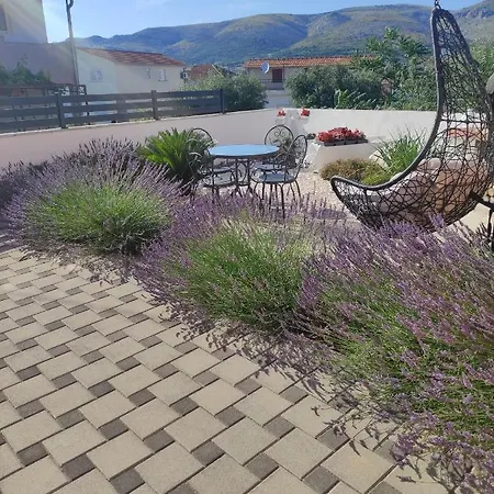 Tomena Apartman Trogir