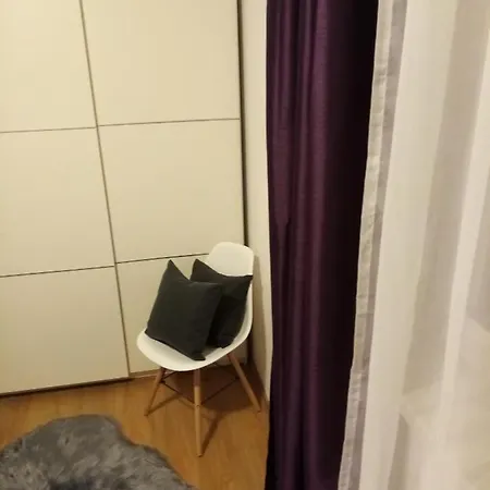 Tomena Apartman *
